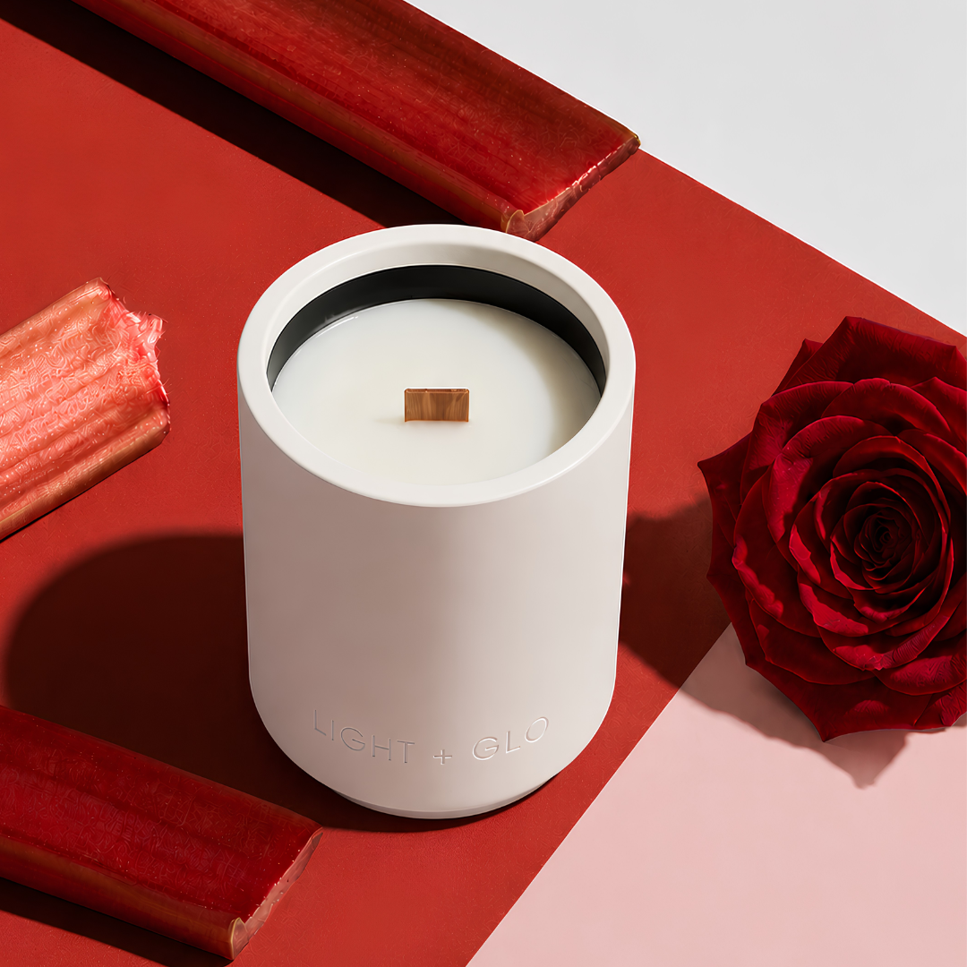 Renaissance Medium Ceramic Candle 200g - Rhubarb Roses