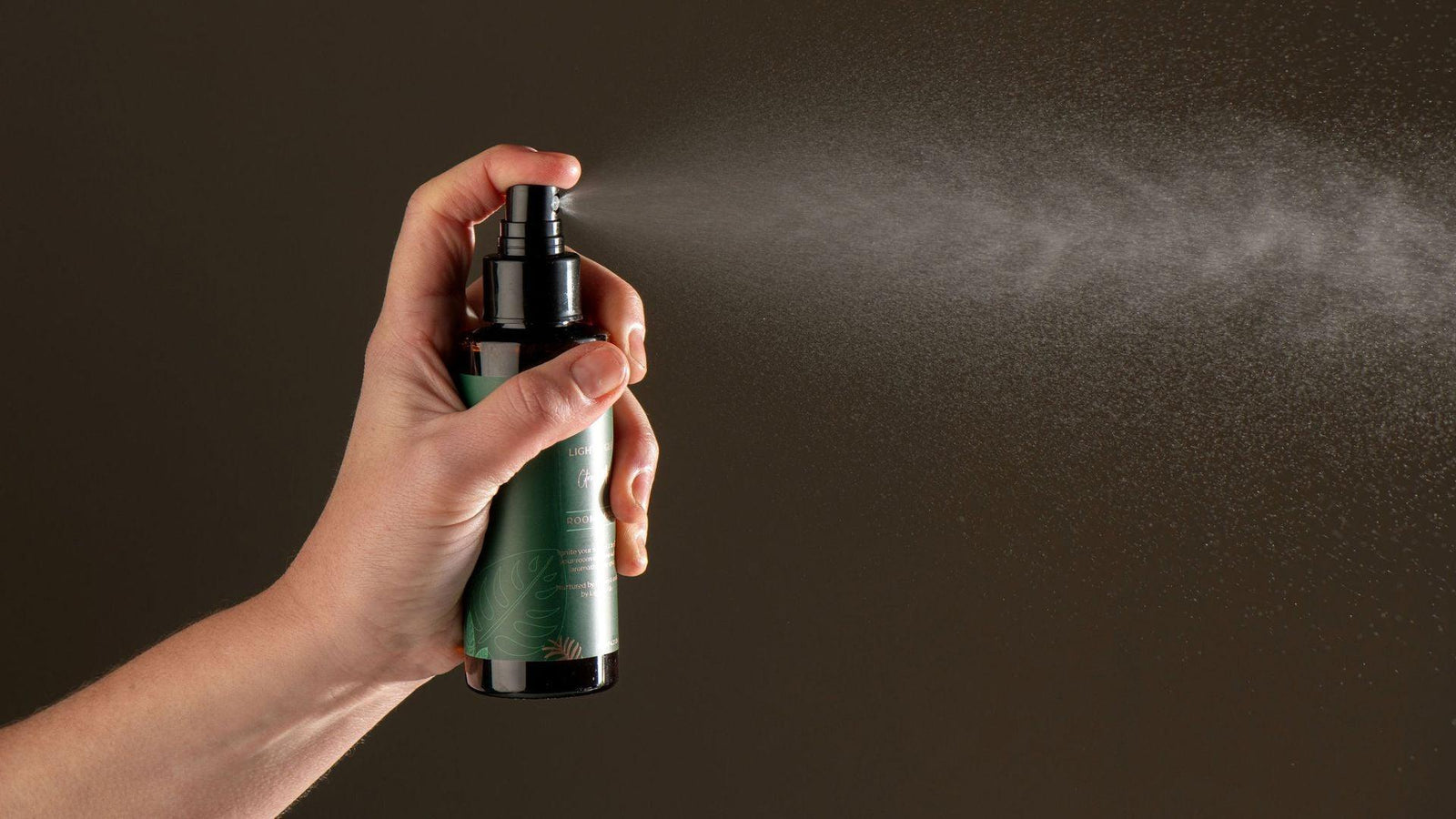 Scented Candles and Room Sprays: The Gift That Keeps on Giving